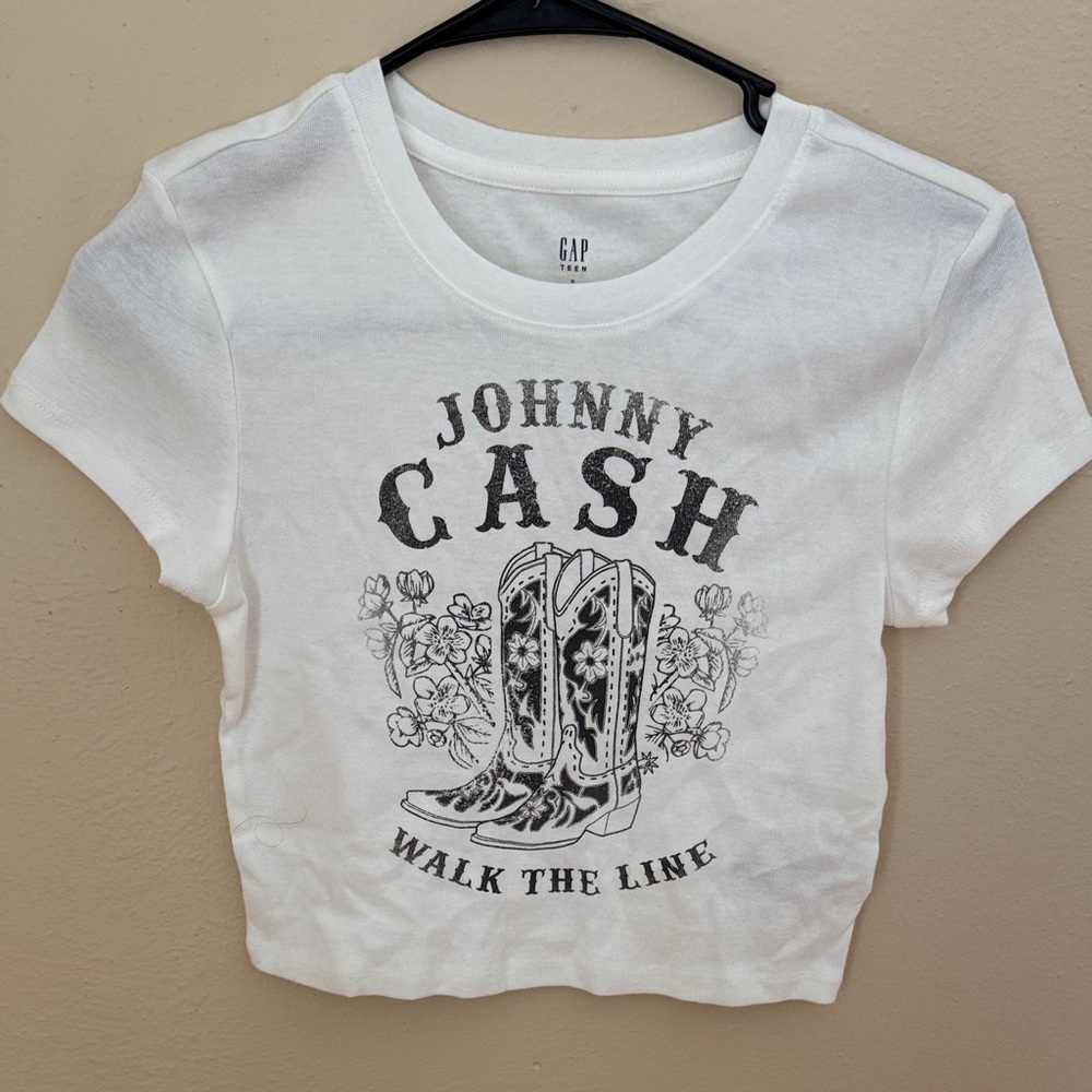 GAP White Johnny Cash Graphic Tee